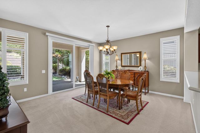 2262 Walden View Ln, Lincoln, CA 95648