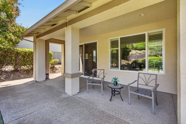 2262 Walden View Ln, Lincoln, CA 95648