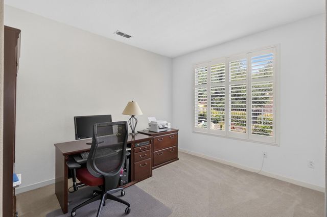 2262 Walden View Ln, Lincoln, CA 95648