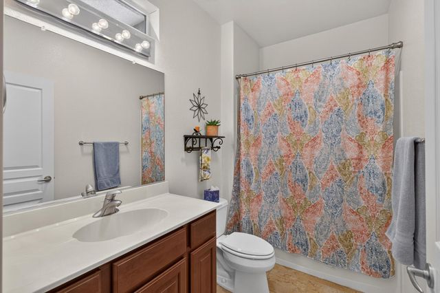 2262 Walden View Ln, Lincoln, CA 95648