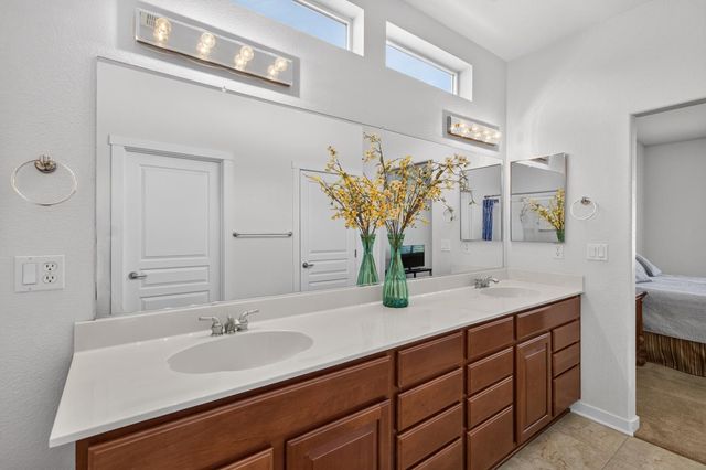 2262 Walden View Ln, Lincoln, CA 95648