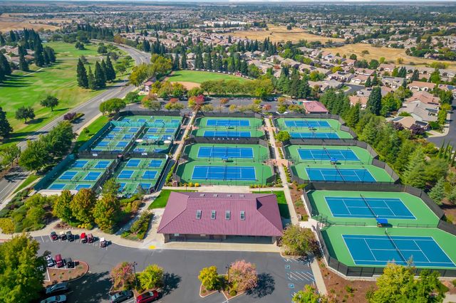 2262 Walden View Ln, Lincoln, CA 95648