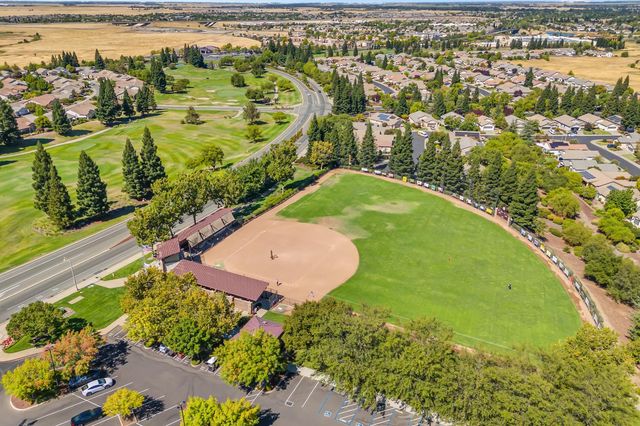 2262 Walden View Ln, Lincoln, CA 95648