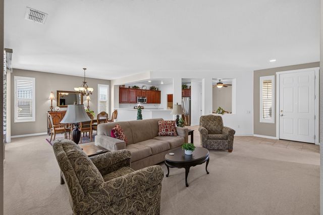 2262 Walden View Ln, Lincoln, CA 95648