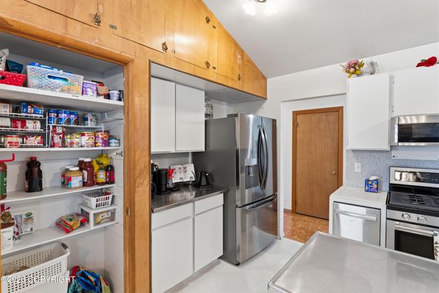 500 Dailey Avenue, Anchorage, AK 99515