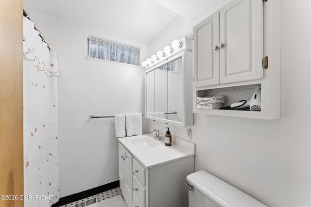 500 Dailey Avenue, Anchorage, AK 99515