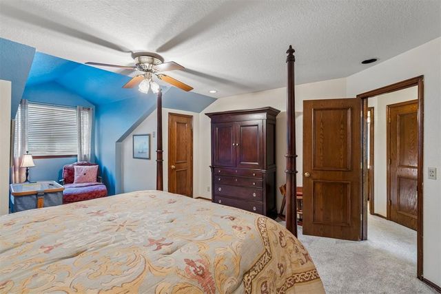 900 Carfax Road, Edmond, OK 73034