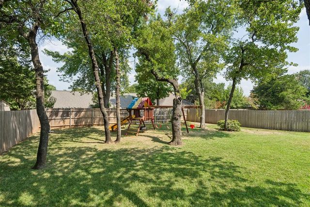 900 Carfax Road, Edmond, OK 73034