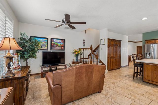 900 Carfax Road, Edmond, OK 73034