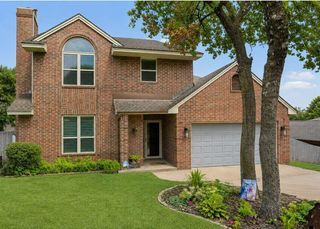 900 Carfax Road, Edmond, OK 73034