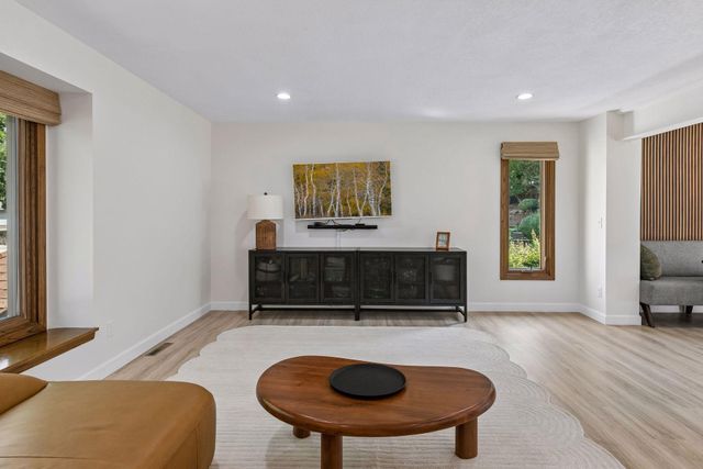 1544 Mccarthy Road, Eagan, MN 55121