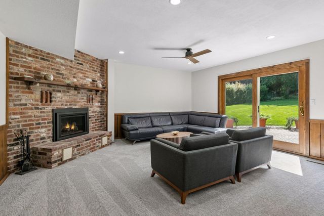 1544 Mccarthy Road, Eagan, MN 55121