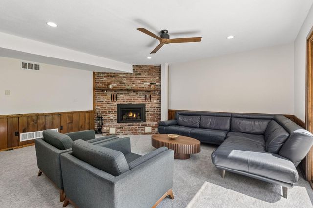 1544 Mccarthy Road, Eagan, MN 55121