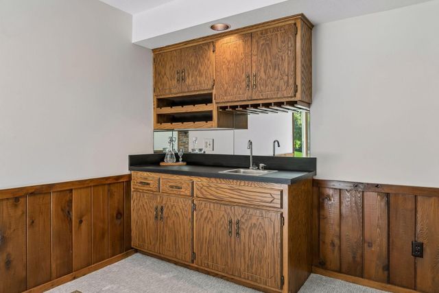 1544 Mccarthy Road, Eagan, MN 55121