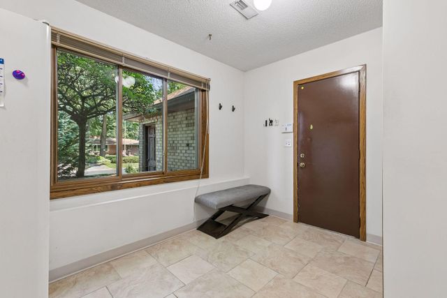 1544 Mccarthy Road, Eagan, MN 55121