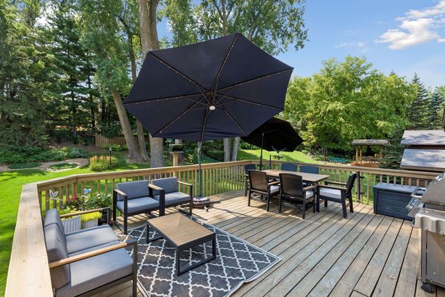1544 Mccarthy Road, Eagan, MN 55121