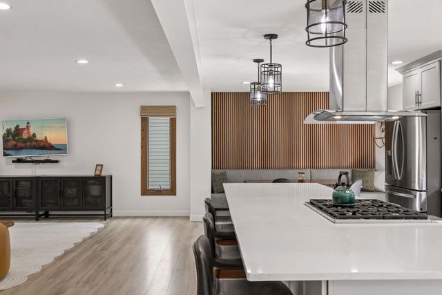 1544 Mccarthy Road, Eagan, MN 55121
