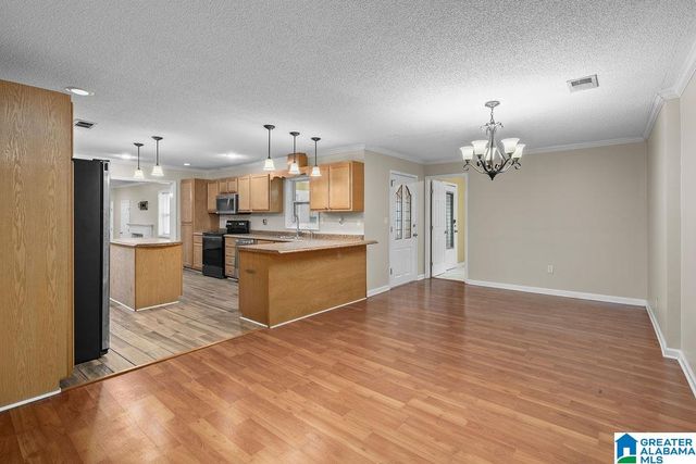 2366 N WALSTON BRIDGE ROAD, Jasper, AL 35504