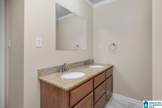 2366 N WALSTON BRIDGE ROAD, Jasper, AL 35504