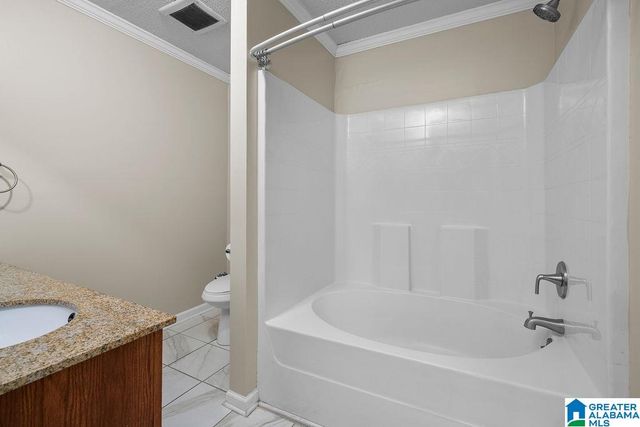 2366 N WALSTON BRIDGE ROAD, Jasper, AL 35504