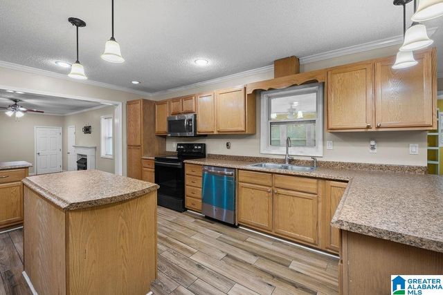 2366 N WALSTON BRIDGE ROAD, Jasper, AL 35504