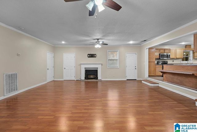 2366 N WALSTON BRIDGE ROAD, Jasper, AL 35504