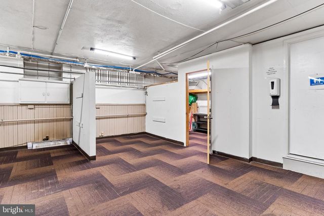 300-302 MARKET ST, Lemoyne, PA 17043