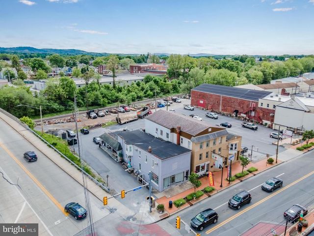 300-302 MARKET ST, Lemoyne, PA 17043