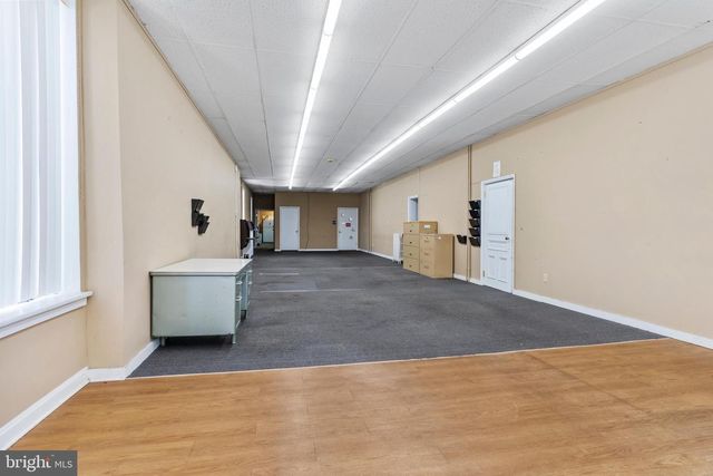 300-302 MARKET ST, Lemoyne, PA 17043