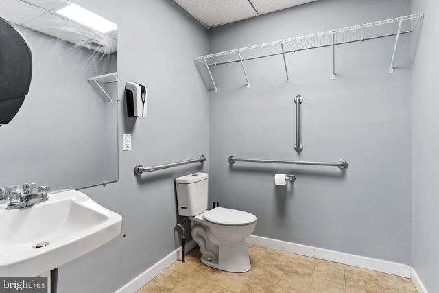 300-302 MARKET ST, Lemoyne, PA 17043