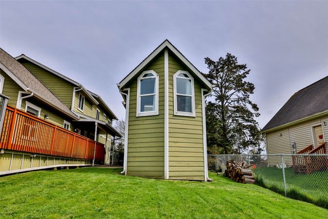 503 Duck Lake Drive SE, Ocean Shores, WA 98569