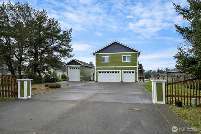 503 Duck Lake Drive SE, Ocean Shores, WA 98569