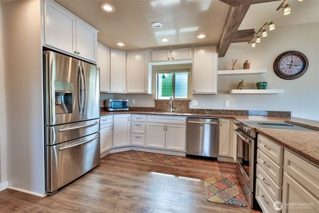 503 Duck Lake Drive SE, Ocean Shores, WA 98569