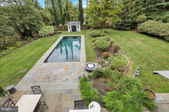 1425 CENTER RD, Lancaster, PA 17603
