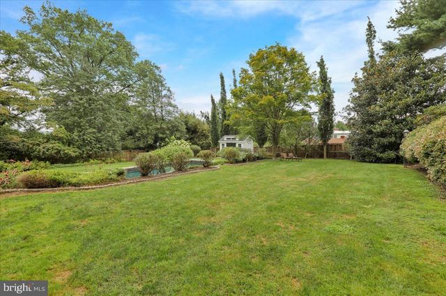 1425 CENTER RD, Lancaster, PA 17603