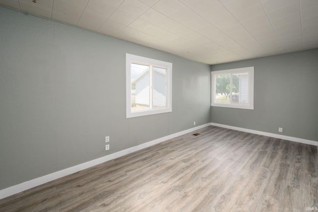 1917 Glenwood Avenue, Fort Wayne, IN 46805