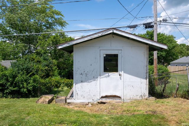 1917 Glenwood Avenue, Fort Wayne, IN 46805