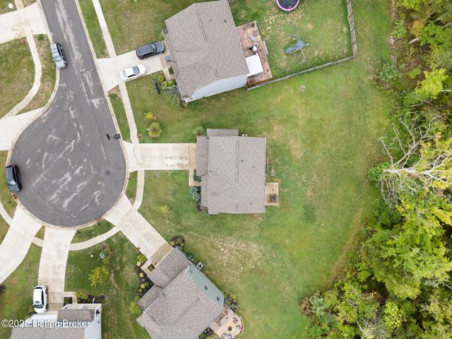 115 Gentle Wind Ct, Mt Washington, KY 40047