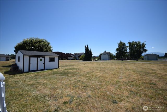 71 John Carl Road, Sequim, WA 98382