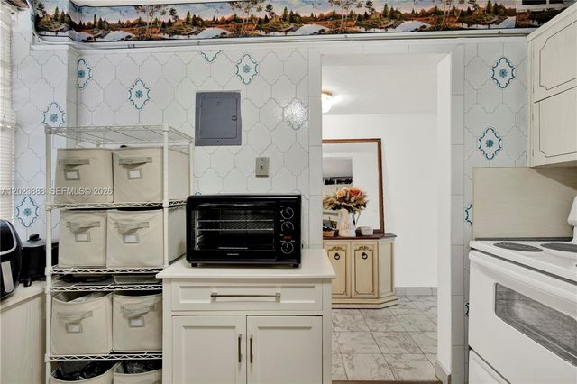 1401 NE Miami Gardens Drive 889, Miami, FL 33179