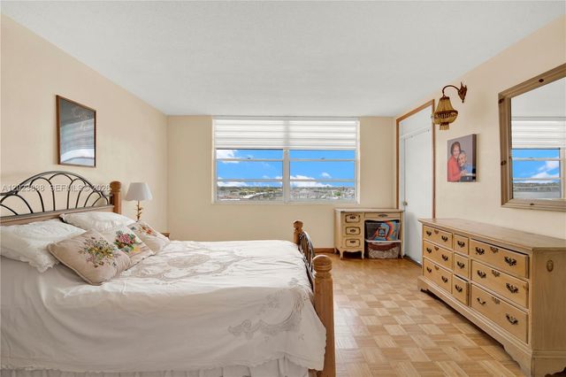 1401 NE Miami Gardens Drive 889, Miami, FL 33179