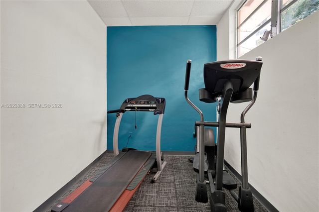 1401 NE Miami Gardens Drive 889, Miami, FL 33179