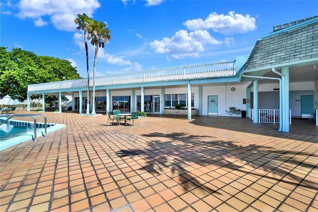 1401 NE Miami Gardens Drive 889, Miami, FL 33179