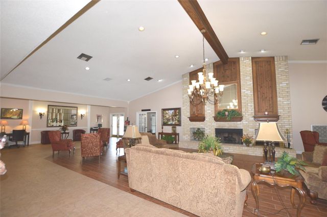 703 Flower Field Court, Pearland, TX 77584