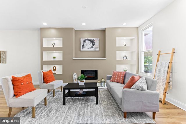 1812 E 32ND ST, Baltimore, MD 21218