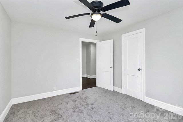 5726 Oak Drive, Charlotte, NC 28216