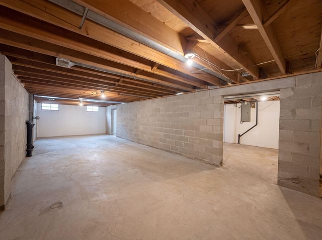 5129 Etna Road, Whitehall, OH 43213