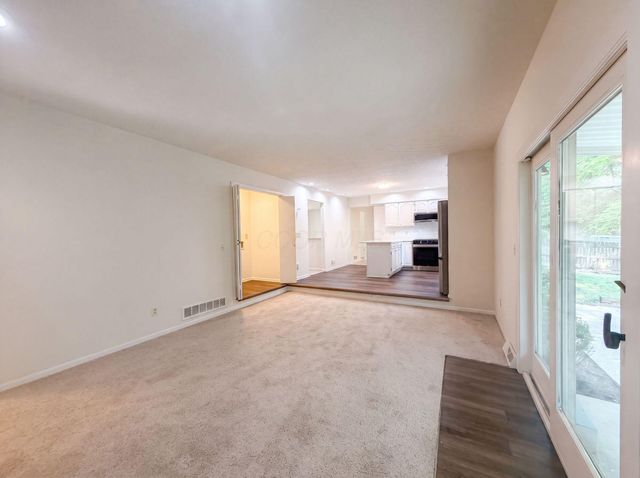 5129 Etna Road, Whitehall, OH 43213