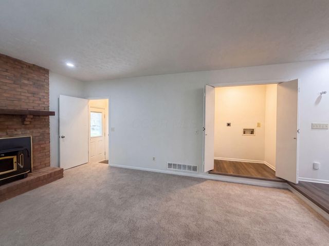 5129 Etna Road, Whitehall, OH 43213