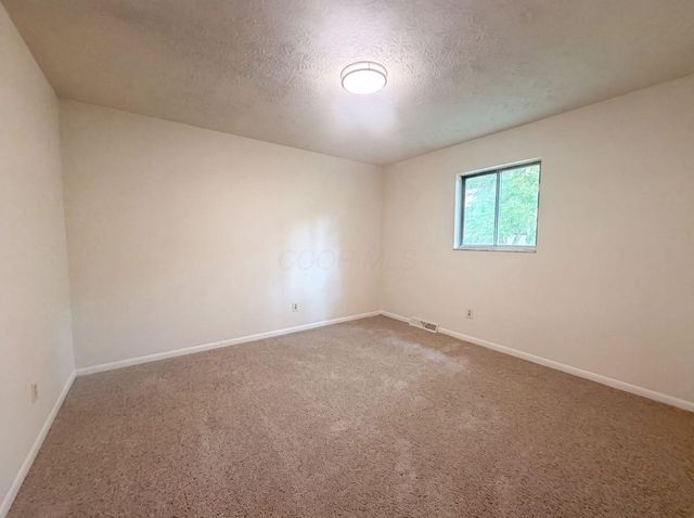 5129 Etna Road, Whitehall, OH 43213
